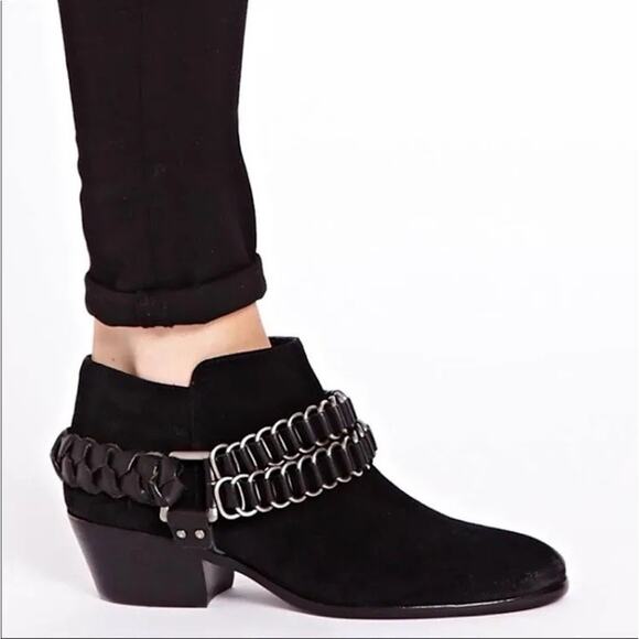 Sam Edelman Posey Suede Leather Ankle Booties Womens 8.5 Metal Chain Black Boots - Picture 1 of 15